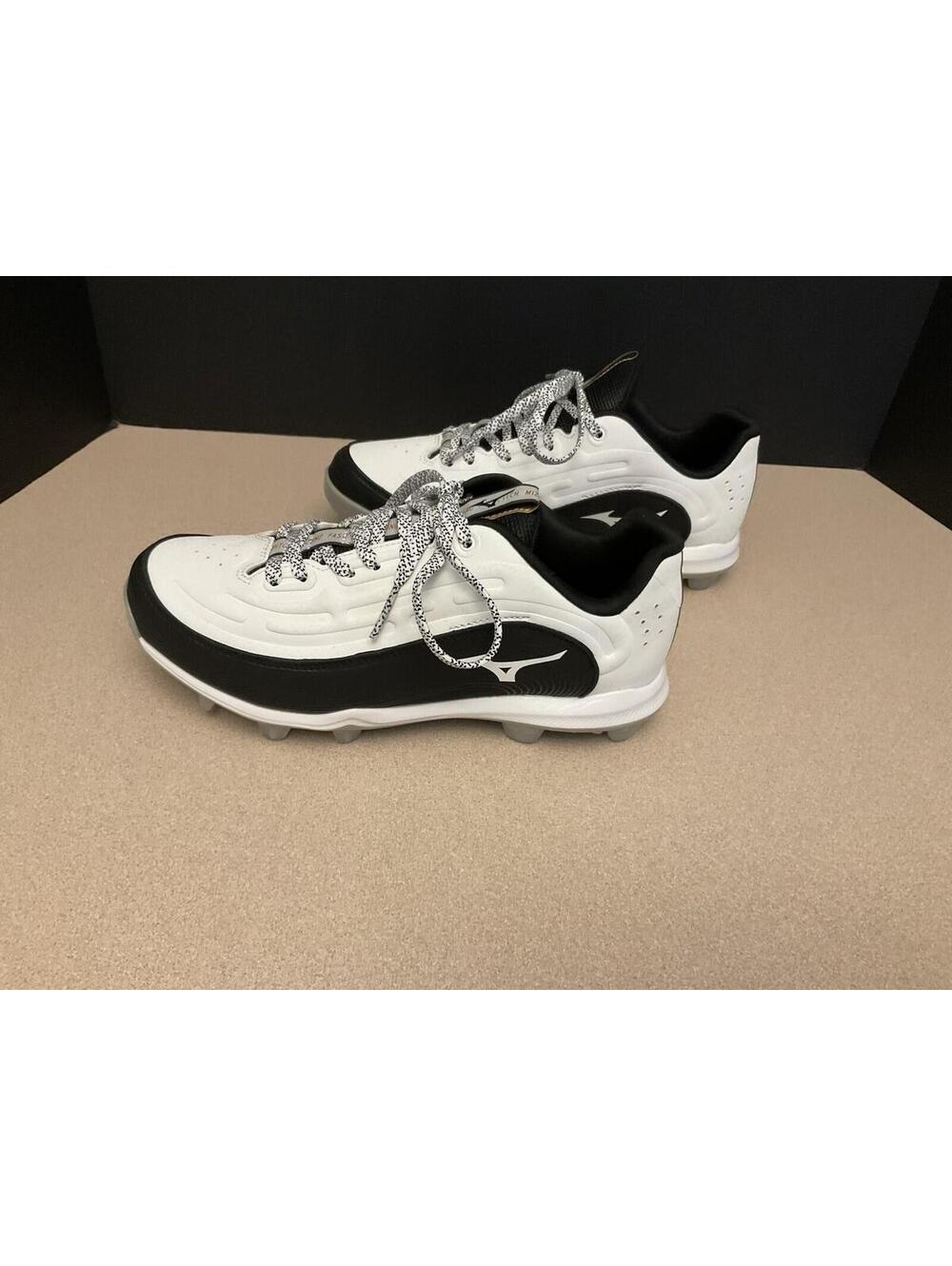 New! Womens Mizuno 9-Spike Advanced Finch Elite 6 TPU Molded Softball Cleats. 8. - Picture 4 of 7